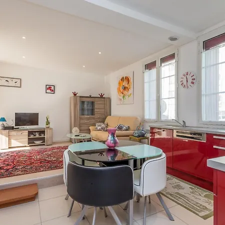 Bengali Apartment