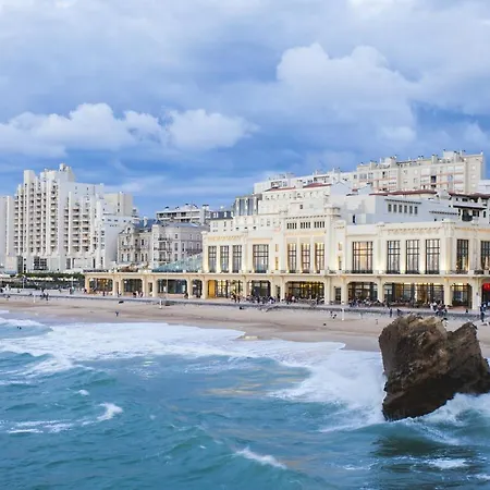 Bengali Apartment Biarritz